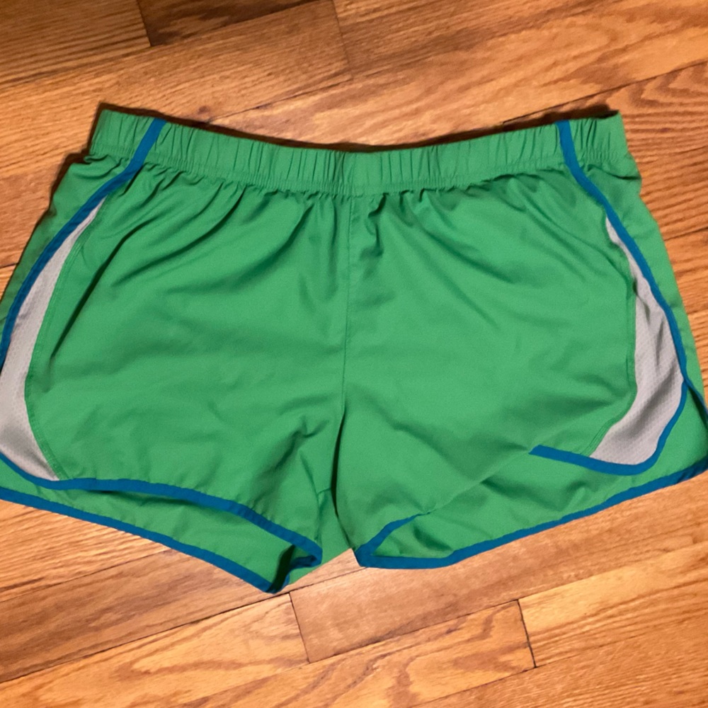 Patagonia Green Running Shirts, Medium, Midrise